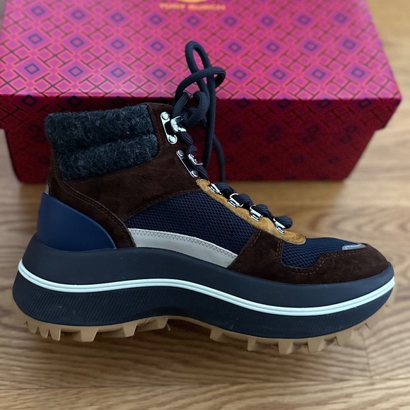 Tory Burch NIB Adventure Hiker Boots (8) - Picture 14 of 16